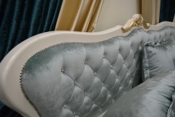 Двуспальная кровать 